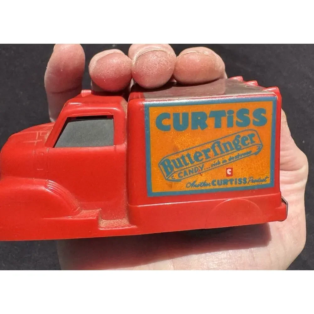 VINTAGE 1940’s TOY TRUCK CURTISS CANDY ADVERTISING TRUCK CONWAY PLASTIC CO LO14